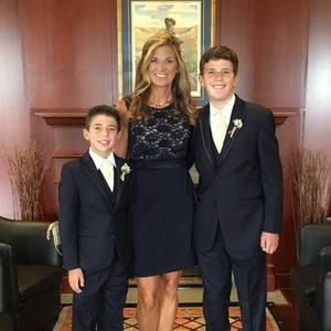 Meet your Posher, Deborah